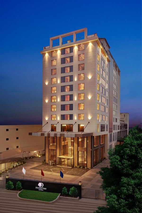 Doubletree By Hilton พาราณสี ภายนอก รูปภาพ