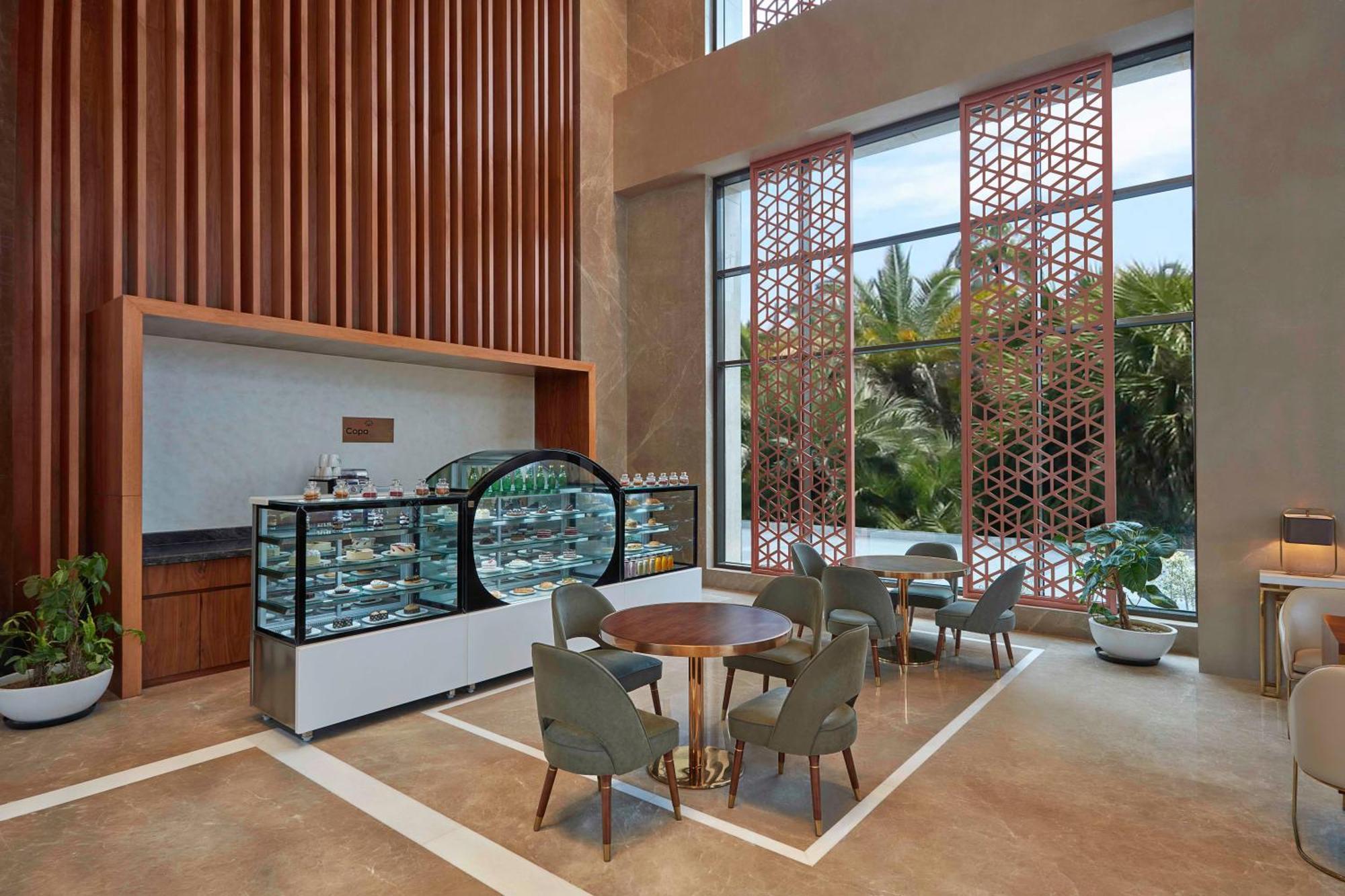 Doubletree By Hilton พาราณสี ภายนอก รูปภาพ